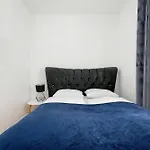 Unique Two Bedroom Perfect For Remote Work By Renters アパート *