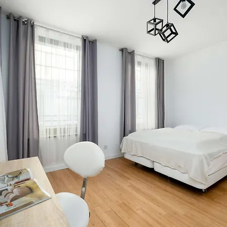 Unique Two Bedroom Perfect For Remote Work By Renters Lejlighed Stettin