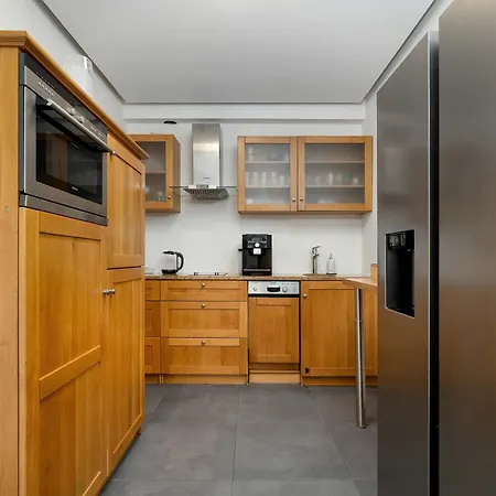 Unique Two Bedroom Perfect For Remote Work By Renters Szczecin