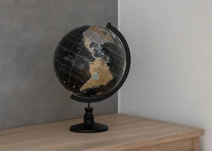 Unique Two Bedroom Perfect For Remote Work By Renters Stettin