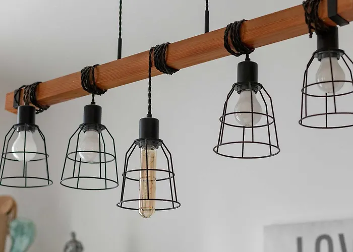 Unique Two Bedroom Perfect For Remote Work By Renters