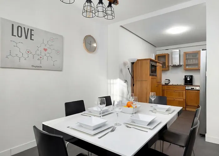 Unique Two Bedroom Perfect For Remote Work By Renters *